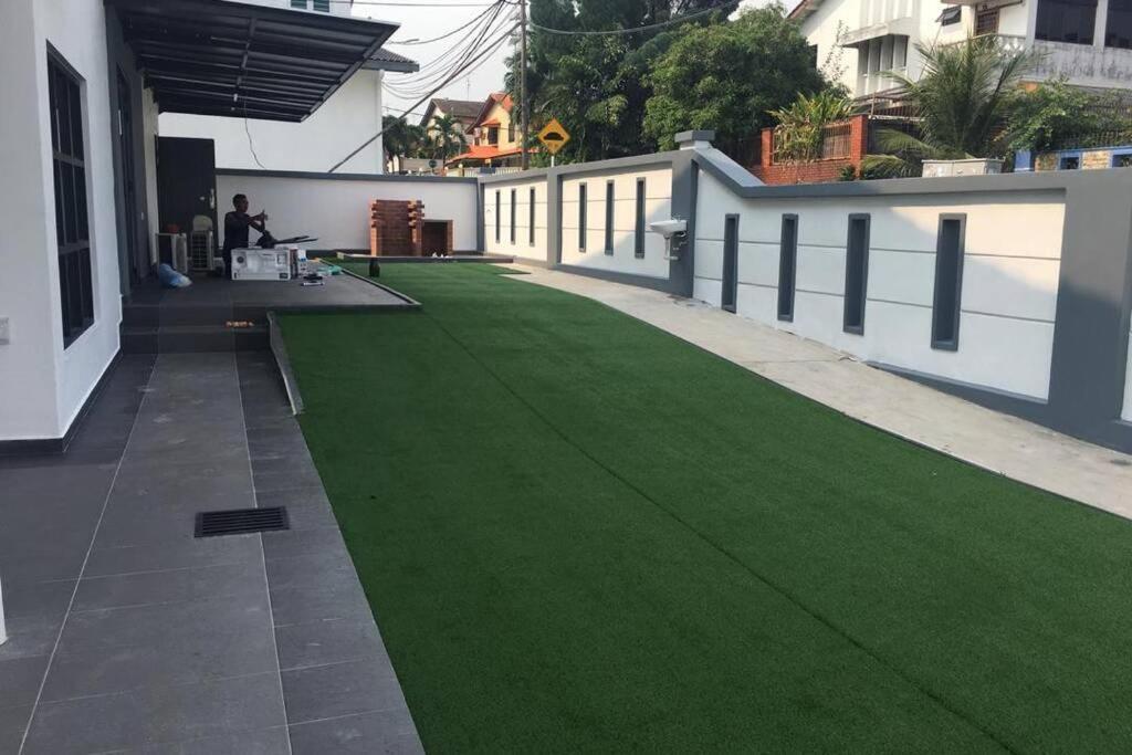 22Pax :Taman Pelangi Party House Nearby Midvelly Villa Johor Bahru Buitenkant foto